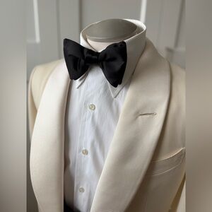 Tom Ford Ivory Tuxedo Jacket